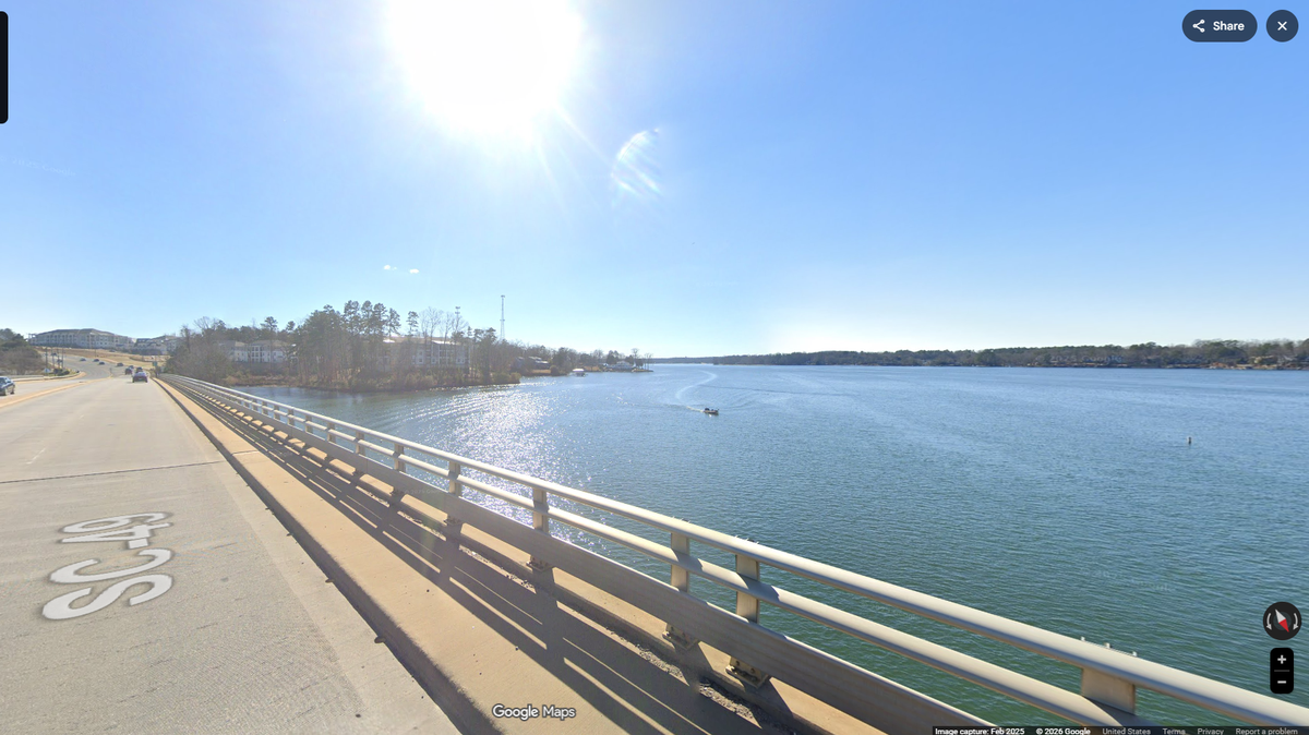 No swimming in Lake Wylie after wastewater overflow; crews testing bacteria level