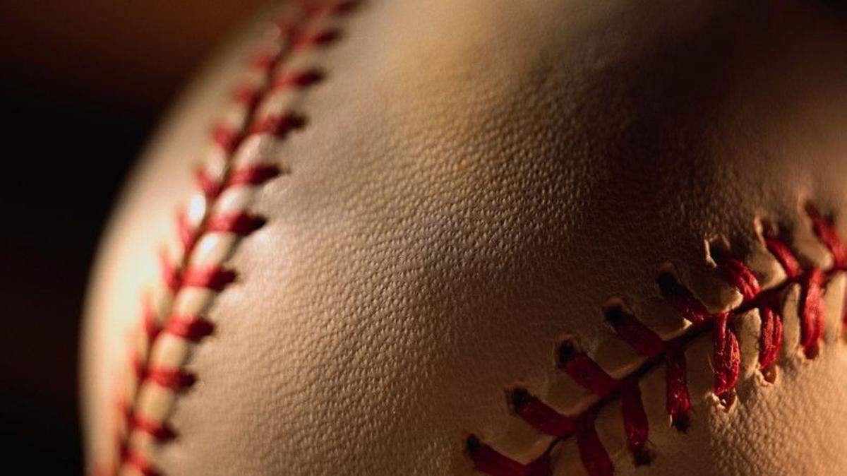 NC high school baseball coach collapses before team’s playoff game. What we know