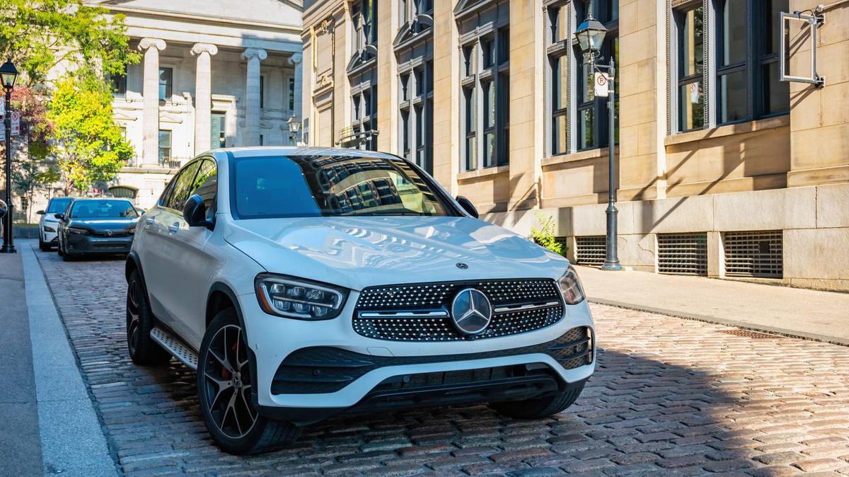 Mercedes-Benz faces a potential U.S. sales ban