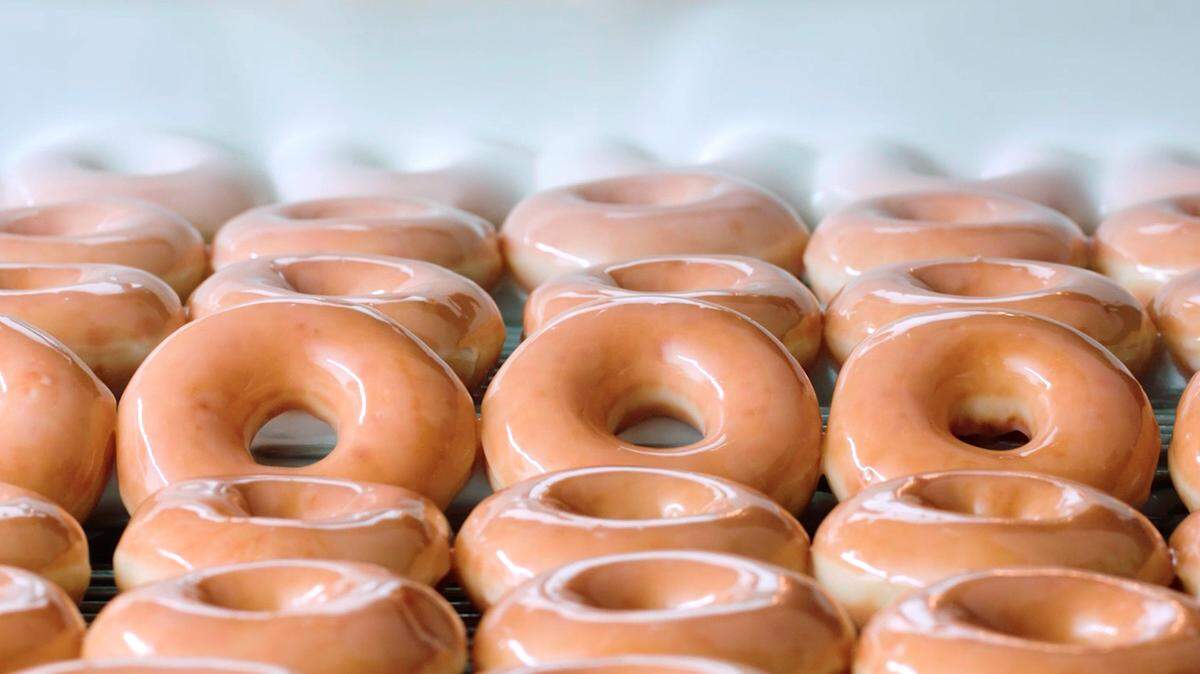 Krispy Kreme treating graduates to free doughnuts. Here’s when & how to get them