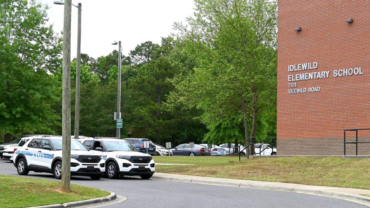 Charlotte-Mecklenburg police identify woman who died after April crash with officer