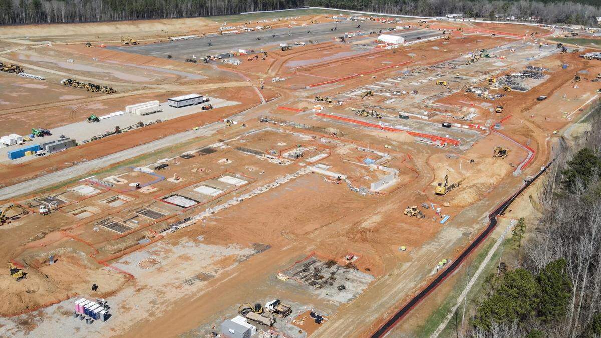 Suburban Charlotte county eyes data center moratorium that would last for 9 months