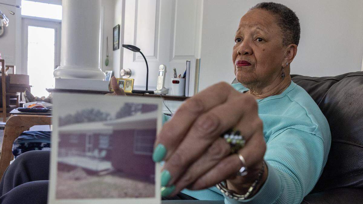 Charlotte I-77 debate stirs memories for families displaced by highways in the ‘60s