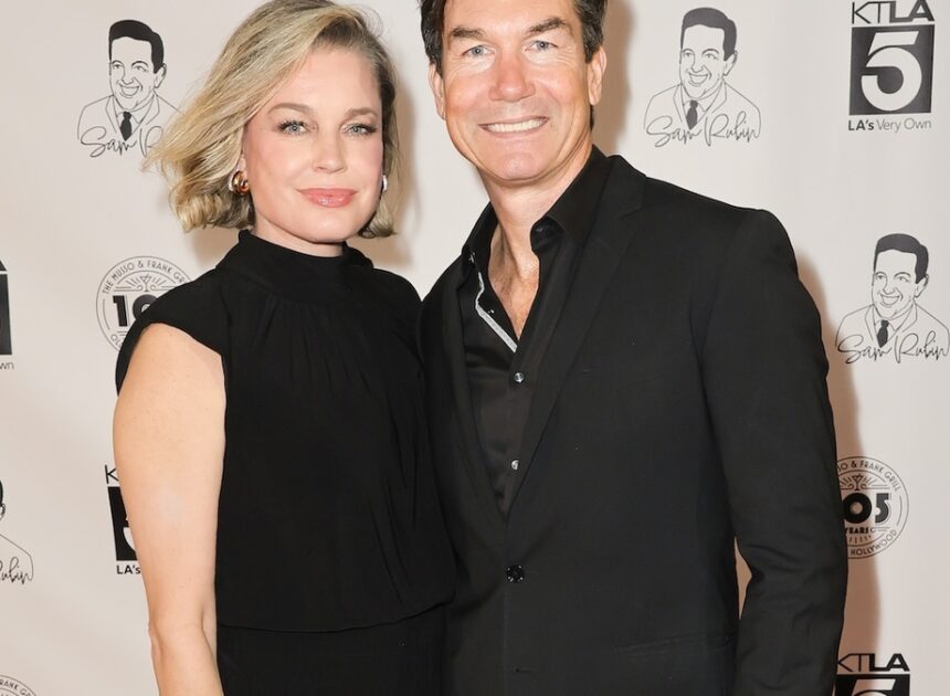 Jerry O’Connell Says He Likes Smell of Wife Rebecca Romijn’s ‘Body Odor’