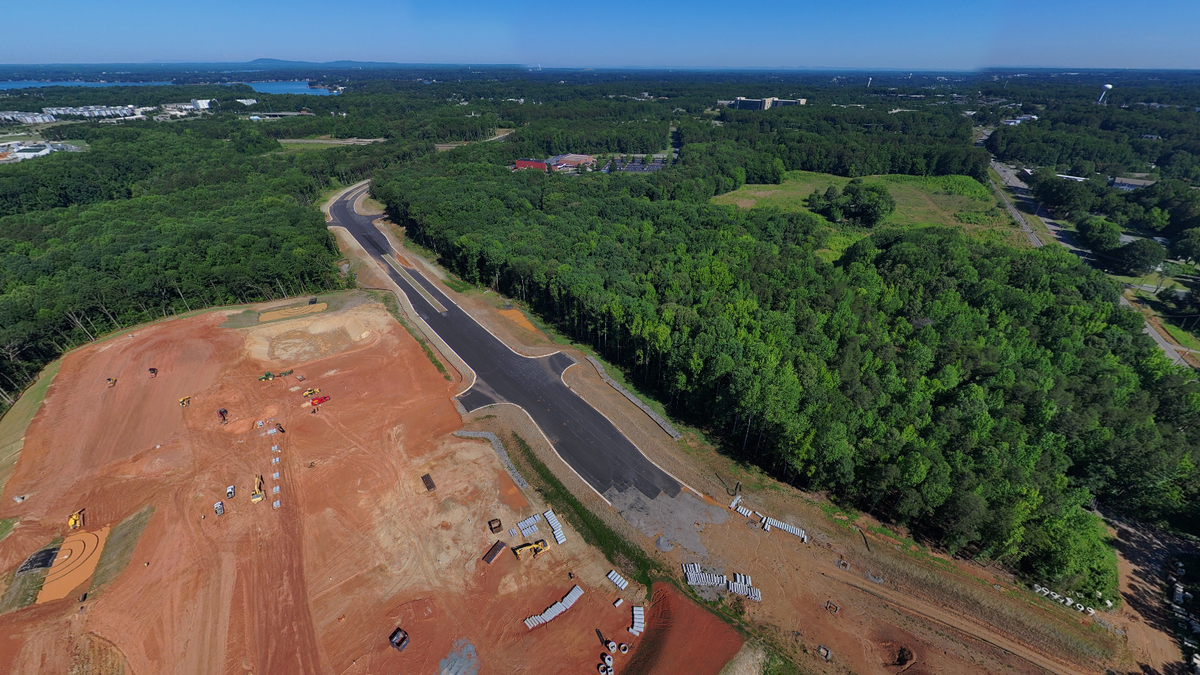 Work on Lowes Foods grocery begins at major Lake Norman highway under construction