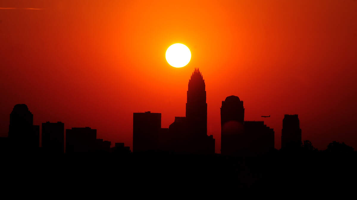 Is it legal to break a window in Charlotte to save a dog from a hot car?