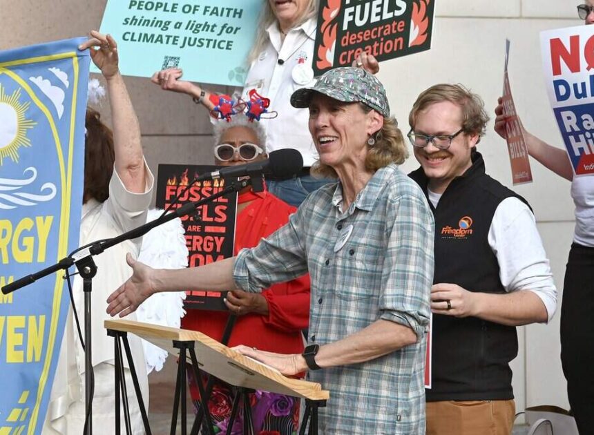 As Duke seeks higher rates, will gas plant plans collide with clean energy goals?
