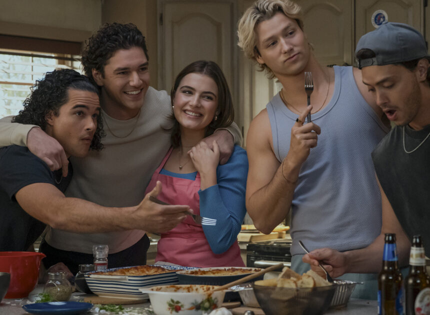 ‘Off Campus’ Creator Teases Major Season 2 Change After Surprise Cast Exit