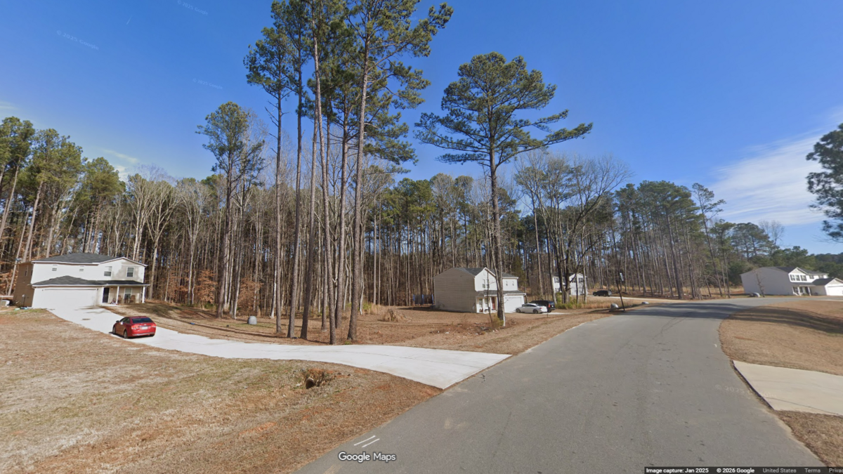 1 dead, 3 hurt, multiple people detained in neighborhood gunfight, NC sheriff says