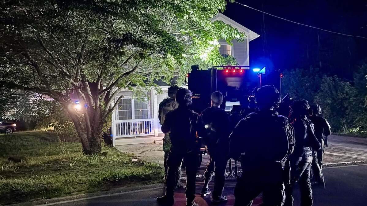 Two ‘dangerous’ escapees traveled 260 miles before being recaptured, NC agents say
