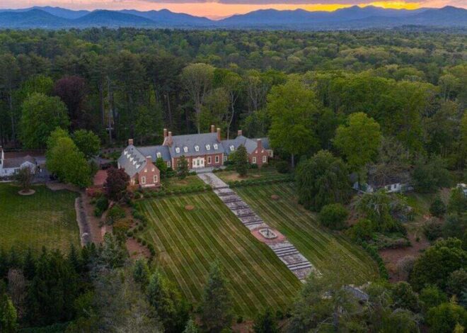 Inside 13 jaw-dropping Carolinas mansions: Athletes, CEOs and a private island