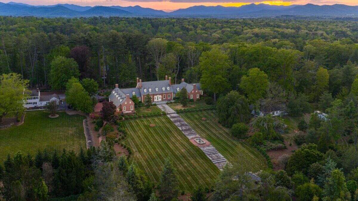 Inside 13 jaw-dropping Carolinas mansions: Athletes, CEOs and a private island