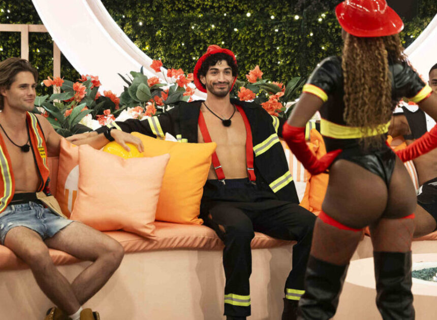 Love Island USA’s Zach Lies to Kayda About Alannah Getting Removed
