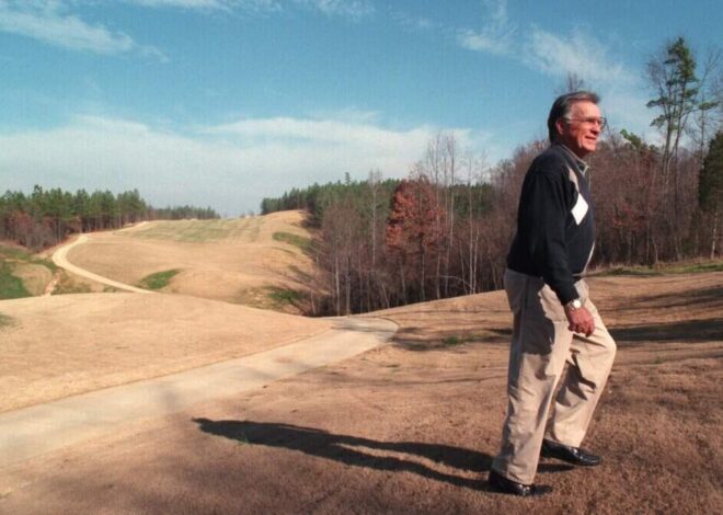 Eddie Knox, mayor who led Charlotte through a different era of growth, dies at 89