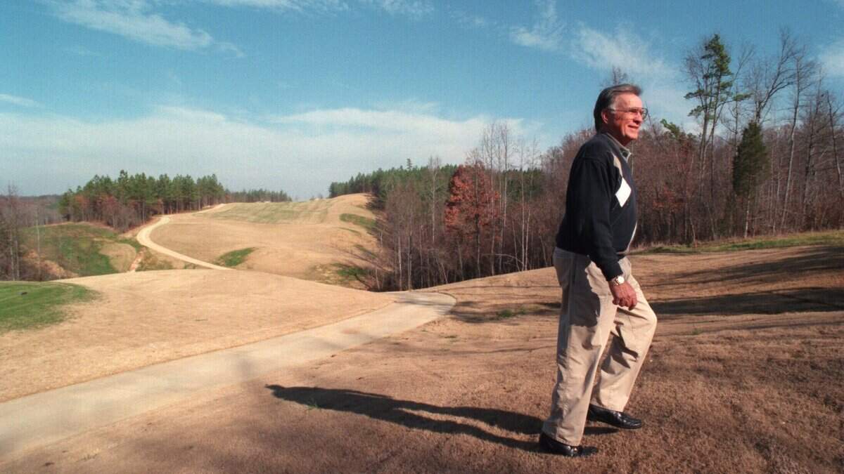 Eddie Knox, mayor who led Charlotte through a different era of growth, dies at 89