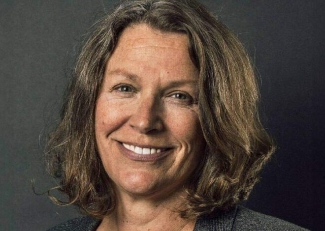 Carolyn Hax | Marriage breaking over addicted stepson