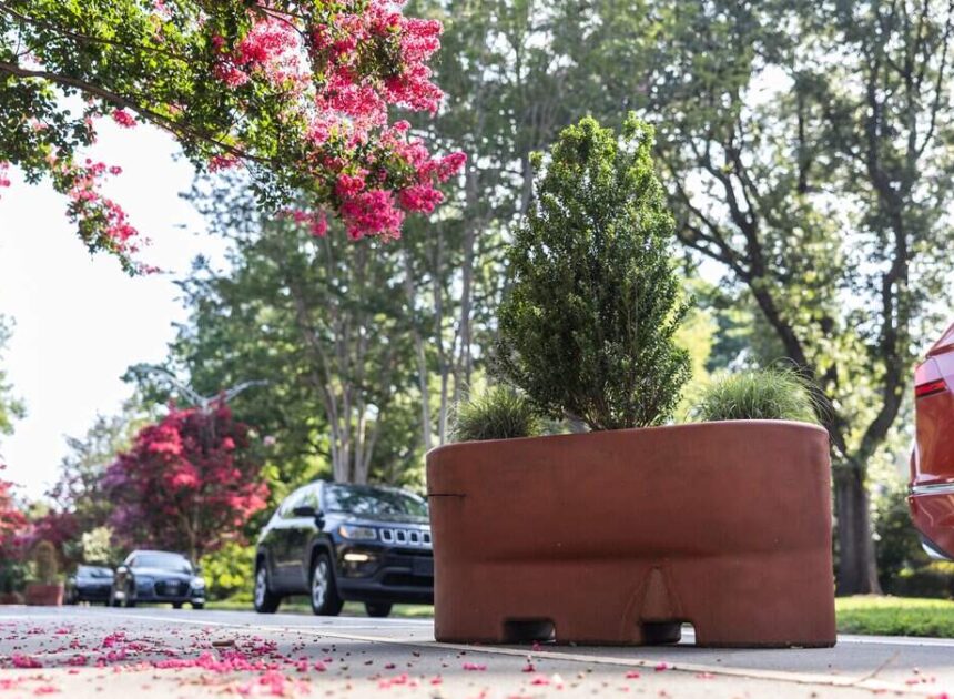 A message to everyone — including drivers — about those Plaza Midwood planters | Opinion