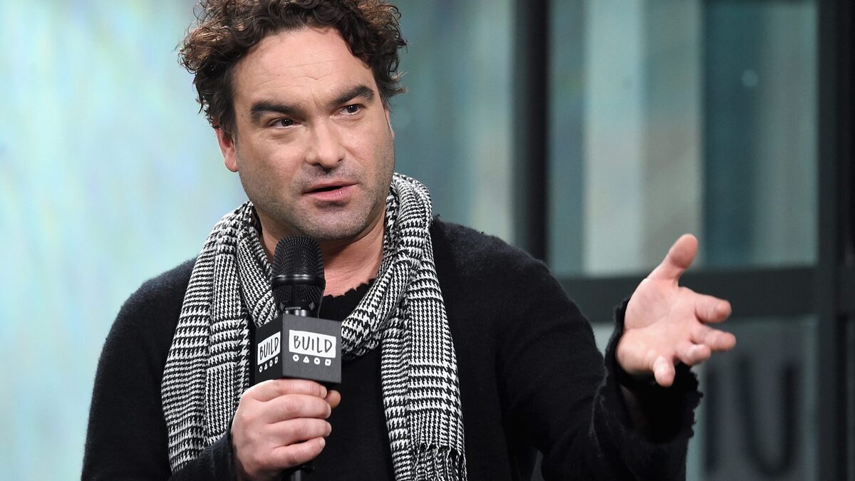 Johnny Galecki’s Living Room Is a Masterclass in Maximalist Design