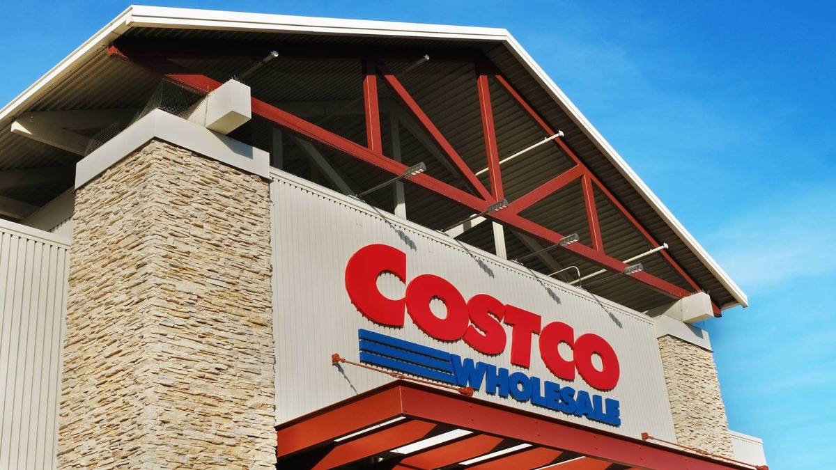 Top Bernstein analyst has optimistic Costco stock outlook for 2026