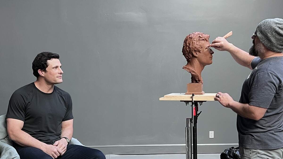 Sculpting Lu-u-u-ke: Behind the scenes as Kuechly strikes pose for hall of fame