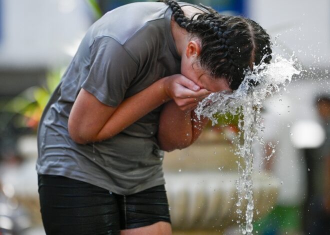10 Expert Tips on How to Stay Cool and Safe During a Heat Wave