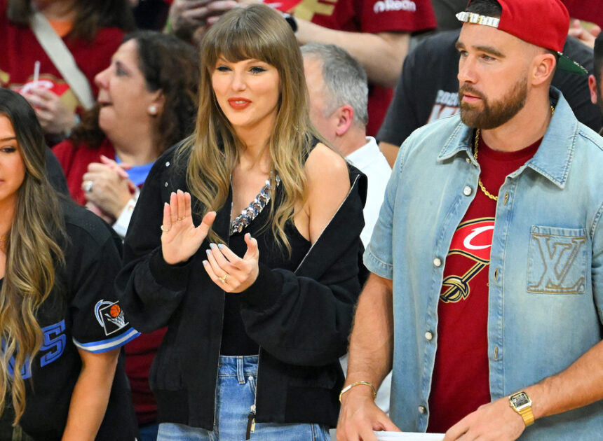 Taylor Swift’s Wedding Guests Left Rehearsal Dinner With ‘TT’ Gift Boxes
