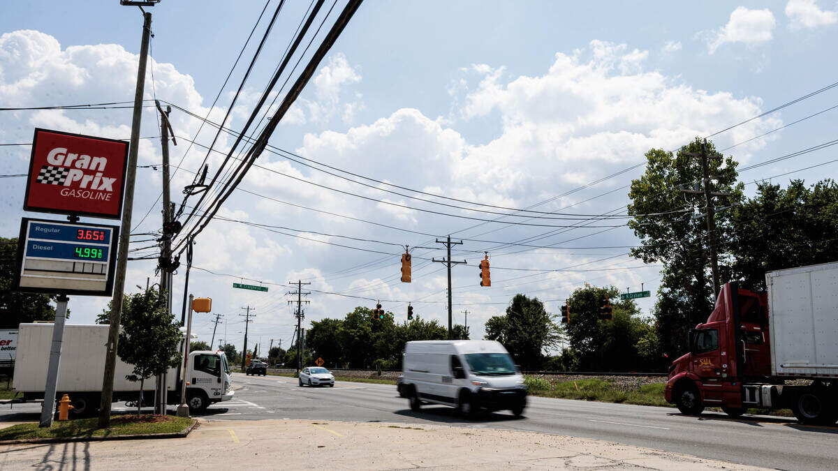 Charlotte transportation committee rejects rail stop despite community push
