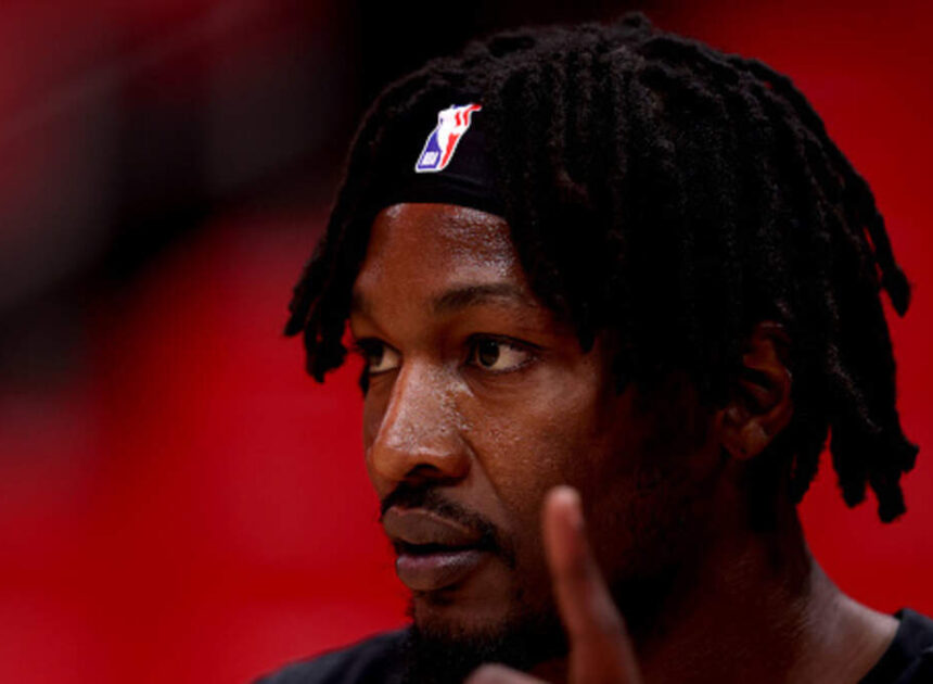 Charlotte Hornets acquire veteran, more draft picks in deal with Houston Rockets