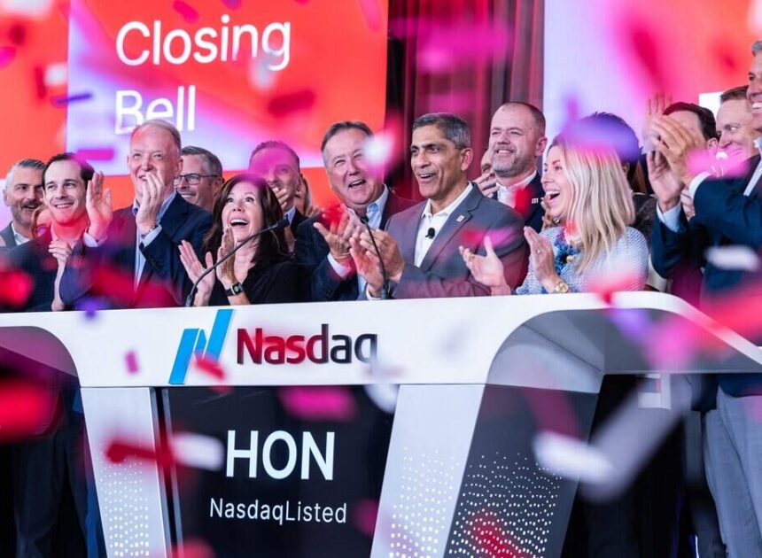 Honeywell brings Wall Street to uptown with Nasdaq bell ceremony