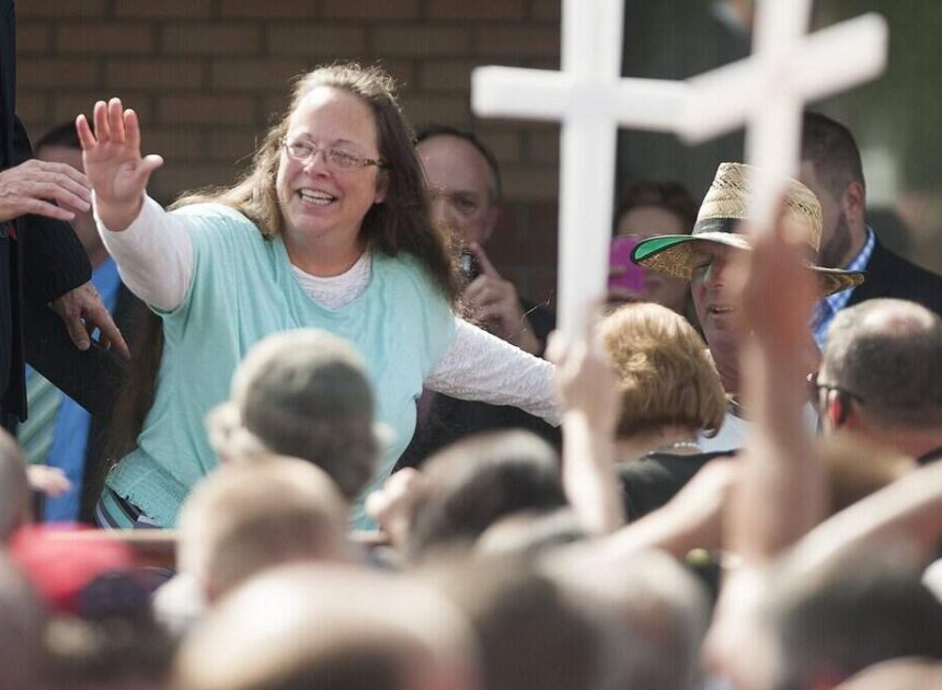 Kim Davis accused of hiding inheritance to avoid paying gay couple $565K judgment