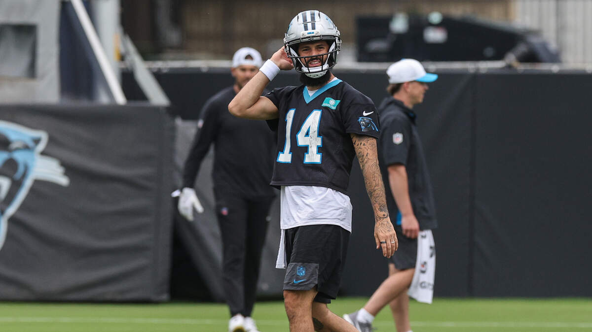 Newly retired Carolina Panthers QB lands coaching job with Dallas Cowboys