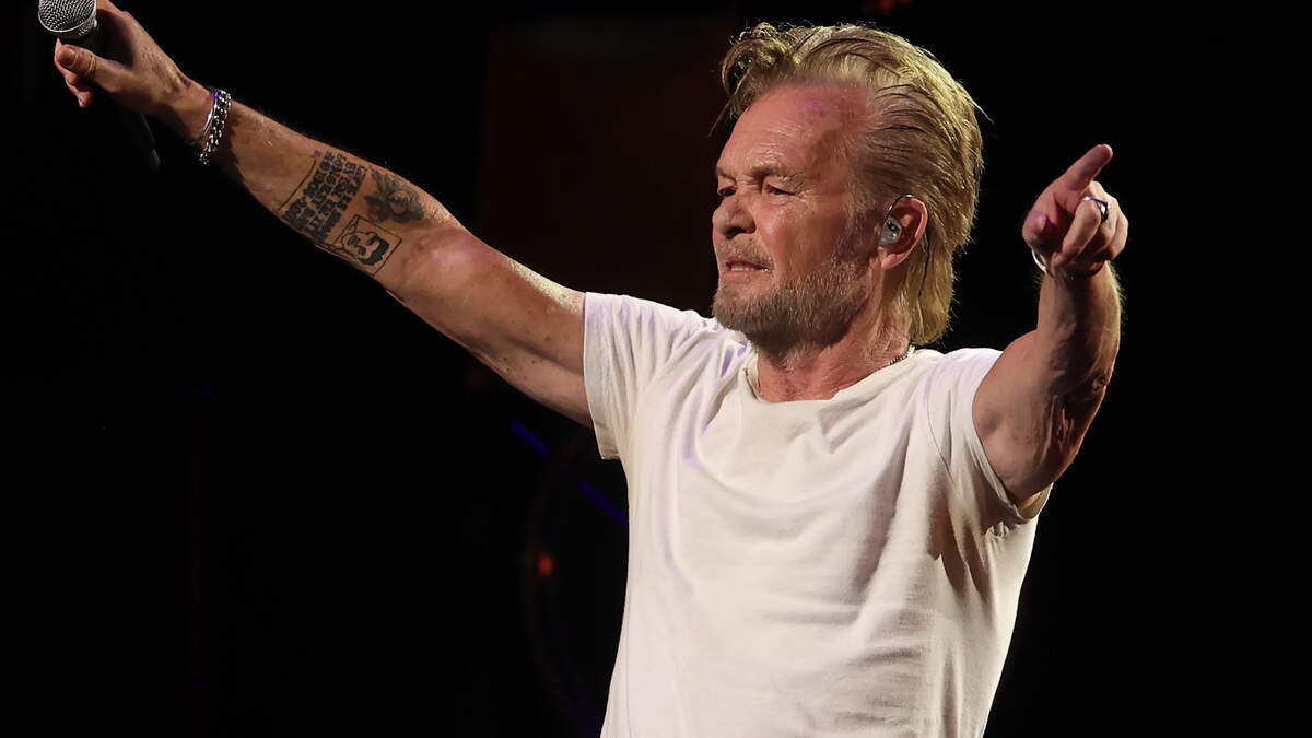 John Mellencamp proves the songs — and the stories — still matter in Charlotte