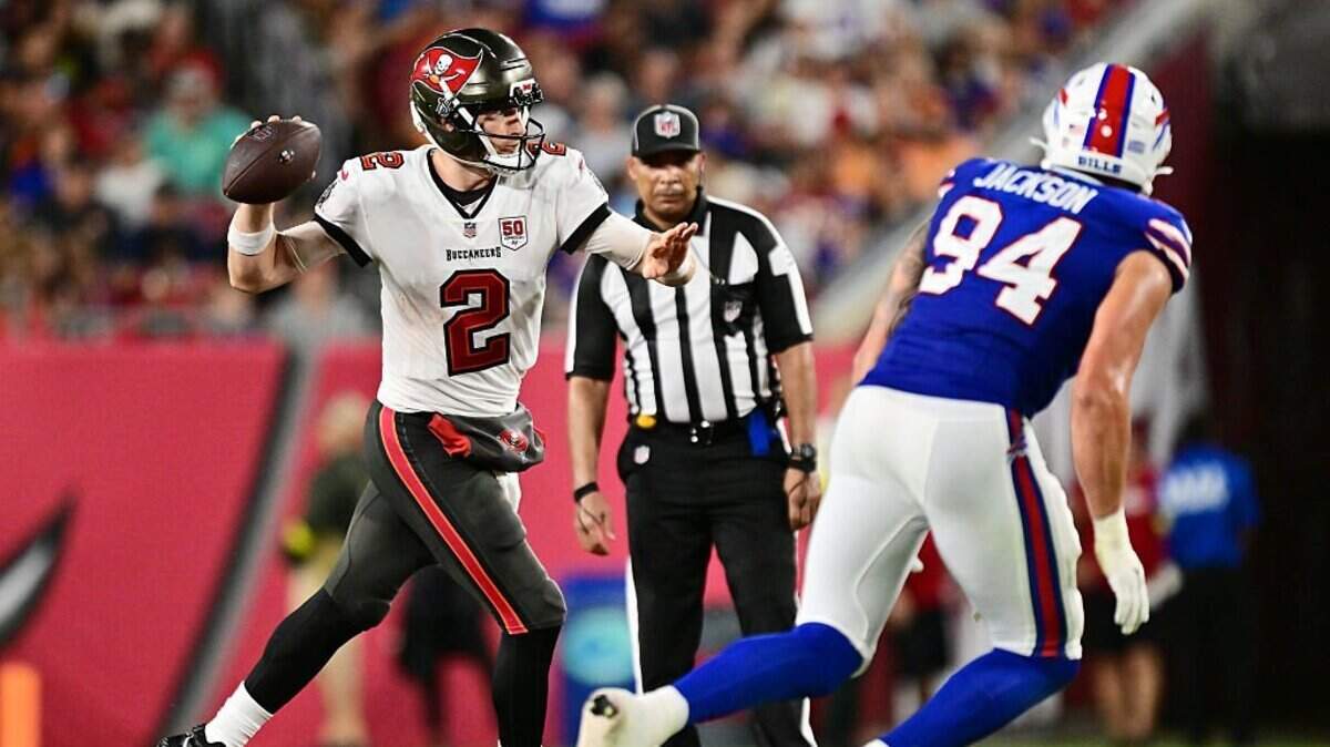 Carolina Panthers will bring in a veteran QB for a workout during training camp