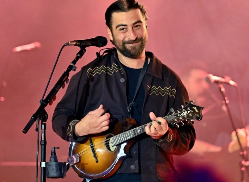 Noah Kahan Breaks Silence After Cancelling New York Show at Last Minute