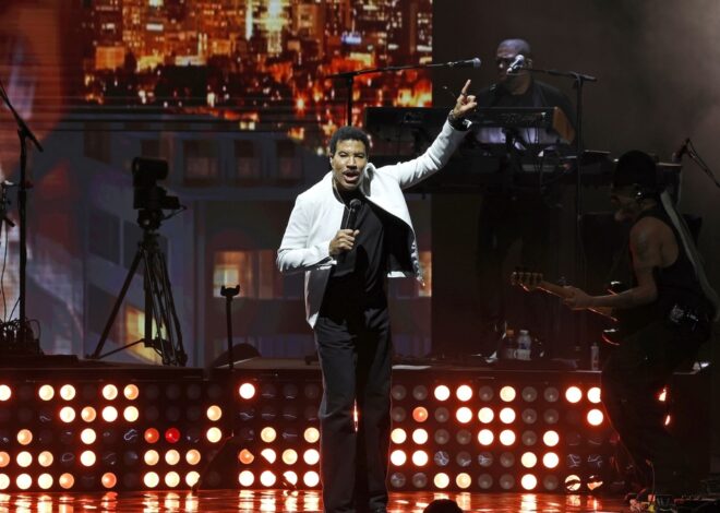 Lionel Richie Shares Health Update After Postponing Shows Amid Illness