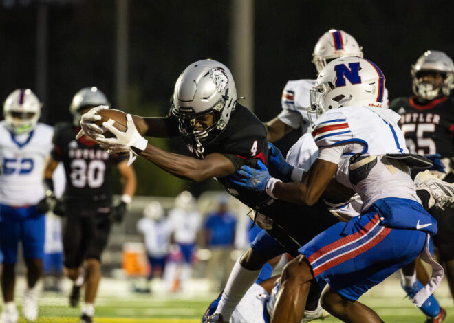 Mecklenburg County high school football preview: Which teams could wind up on top?