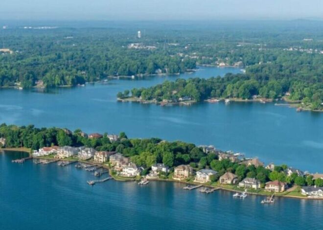 Lake Norman sewage spill prompts no-swim advisory. Here’s the cause.