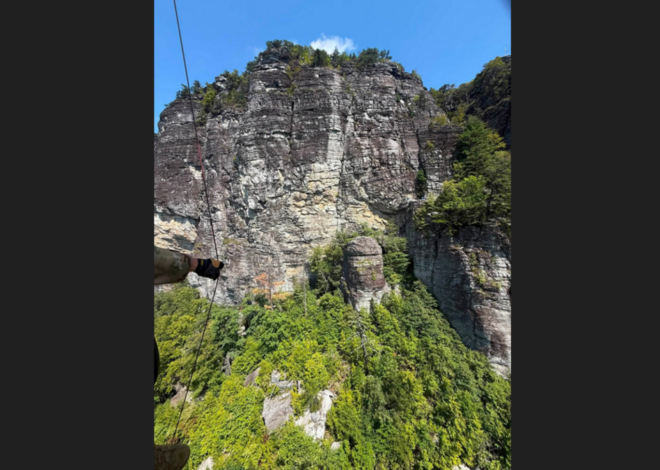 Rescuer ran 1.5 miles to help save climber who fell from cliff, NC searchers say