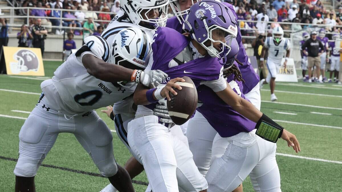 No. 1 Hough dominates Northwestern with defense, avoids upset to start the season