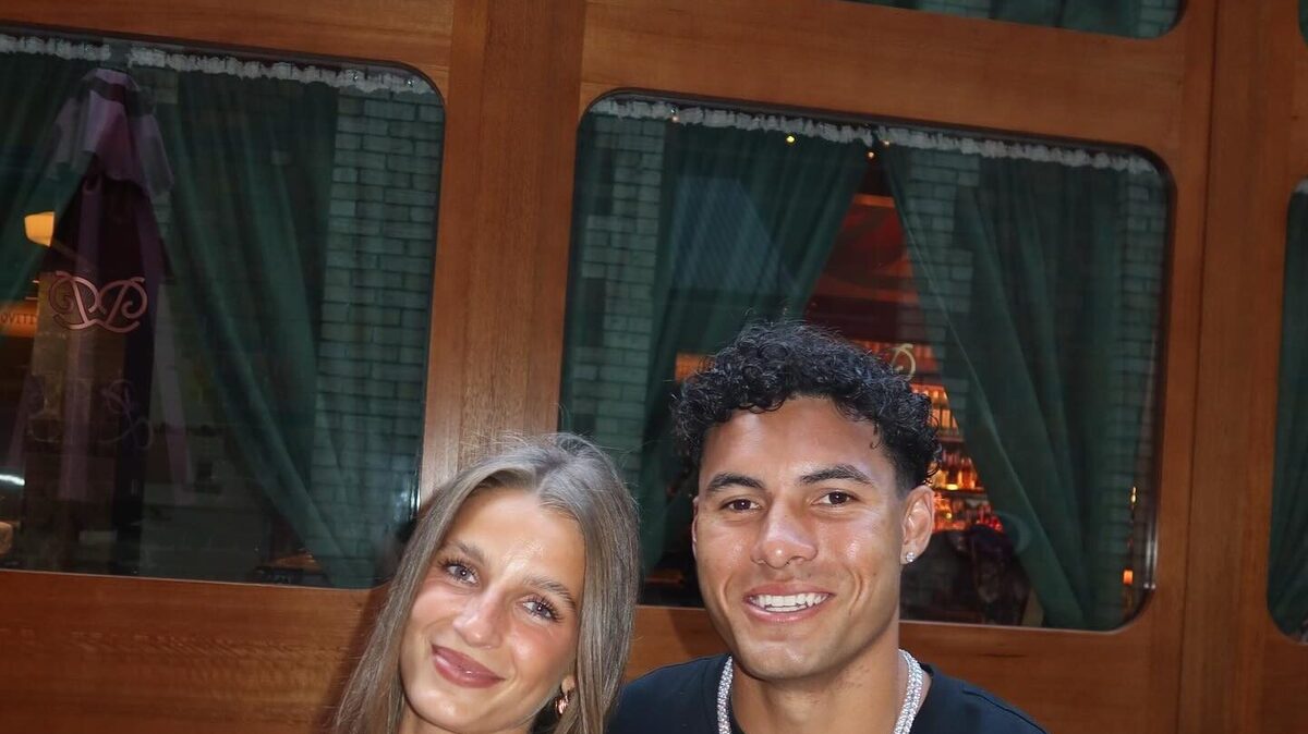 Ex NFL Player’s GF Suffered Pregnancy Loss 1 Year Before Son’s Stillbirth