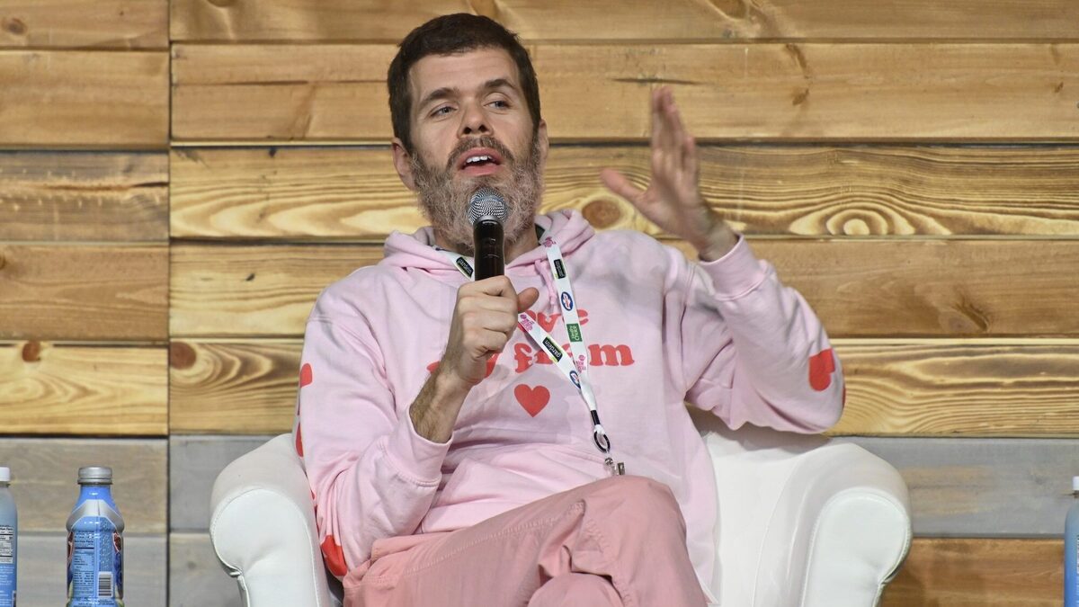Perez Hilton’s Family Shares Update on His Condition Amid Hospitalization