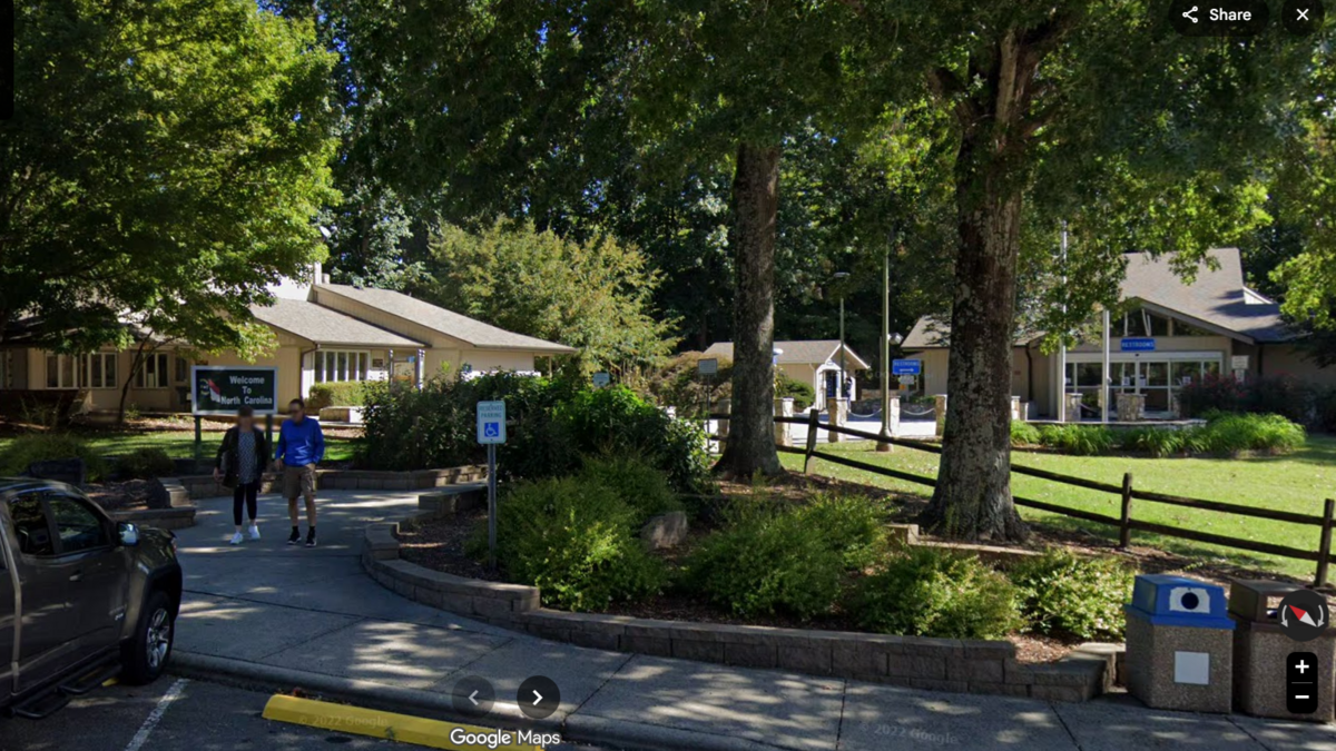 Tree limb falls, killing SC woman at I-77 Welcome Center in North Carolina, EMS says