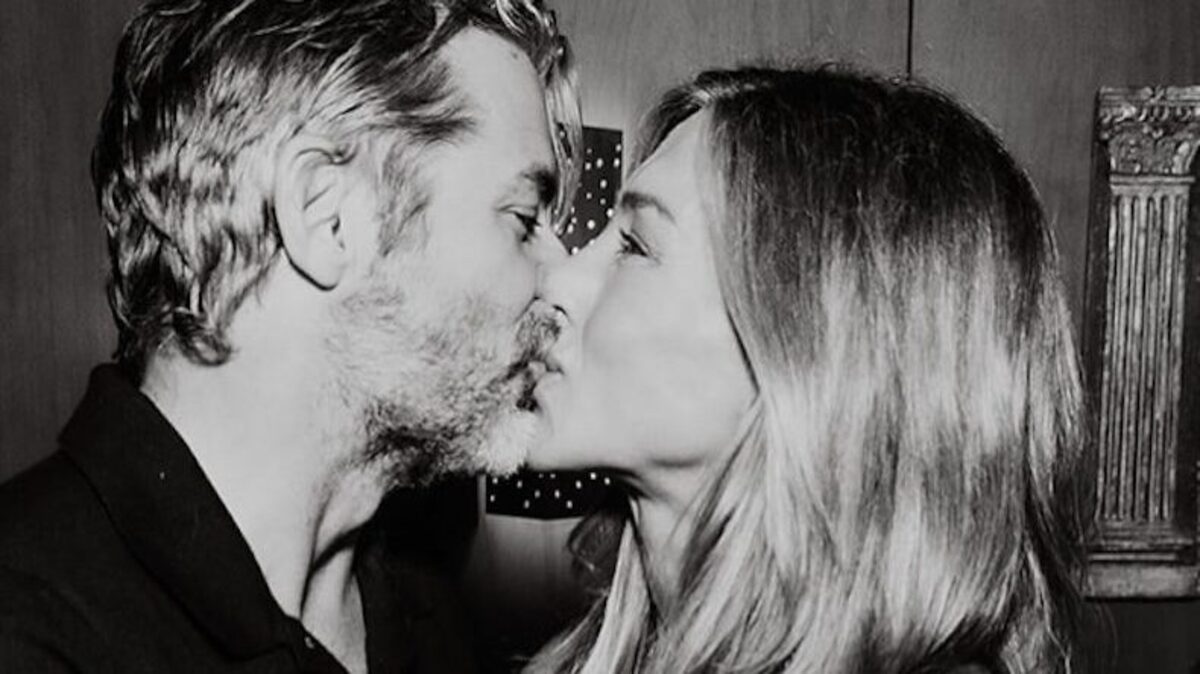 Jennifer Aniston’s Boyfriend Jim Curtis Details Beginning of Their Romance