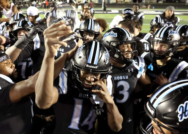 Hough High holds on to No. 1 in NC Super 25 after dominating 3-game stretch