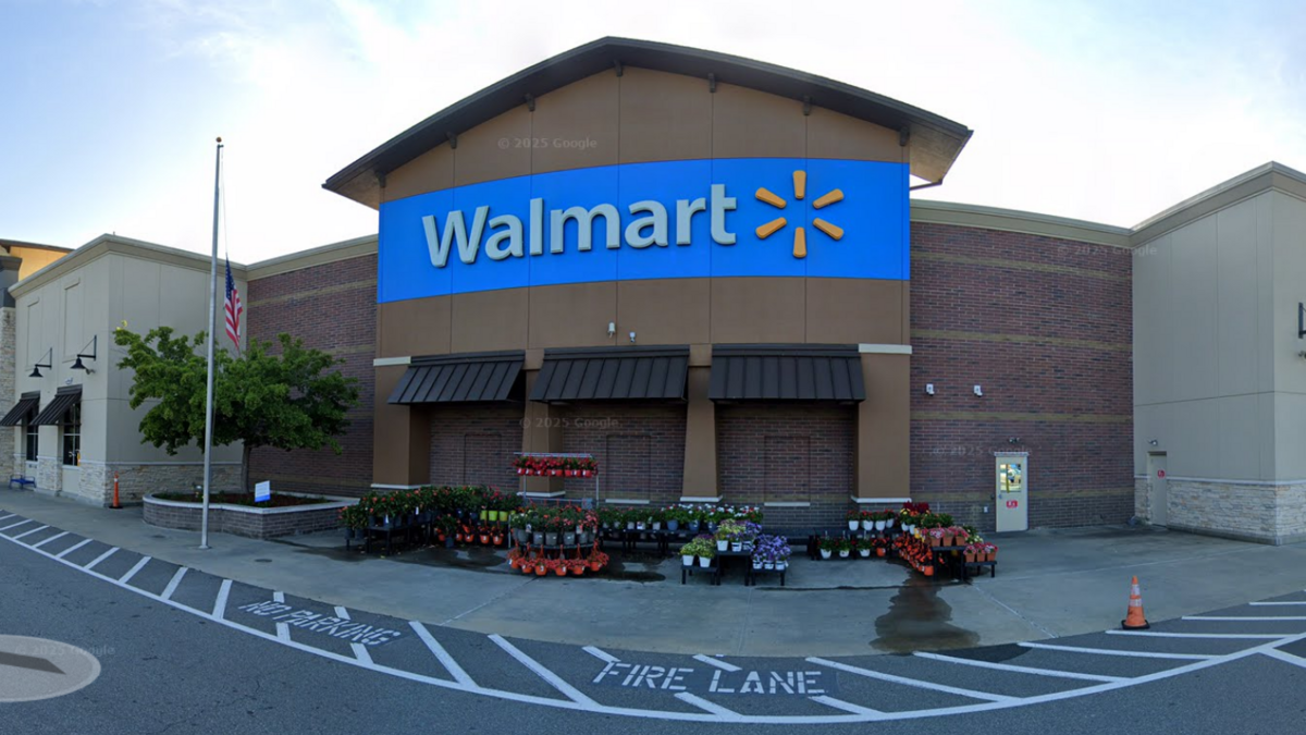 Man with lifetime ban from all Walmarts caught stealing at NC Walmart, police say