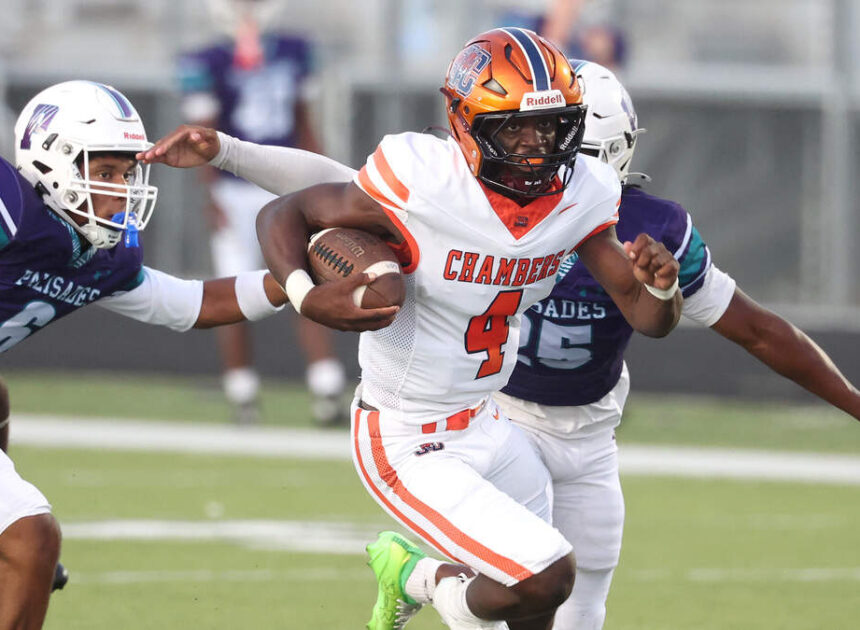 Chambers holds off Palisades in a battle of unbeaten teams Thursday