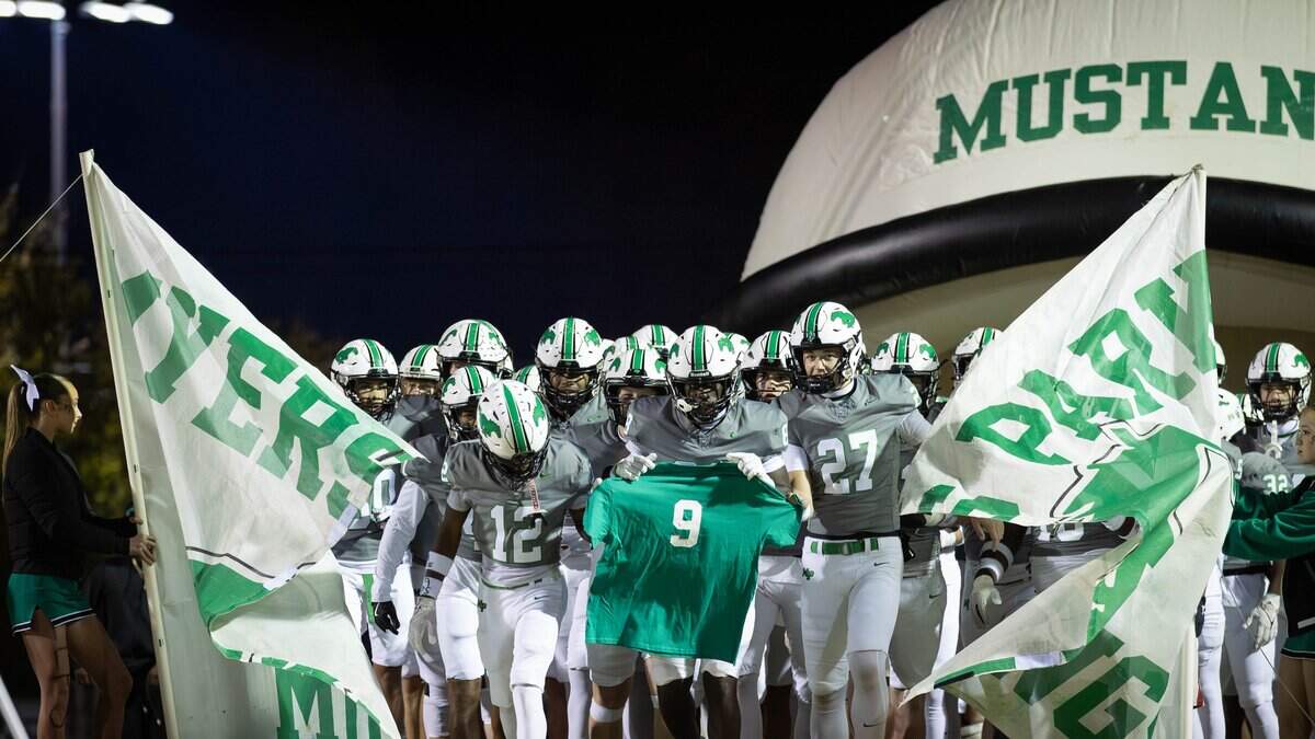 After Mallard Creek upset, Myers Park back in The Observer’s Sweet 16 football poll