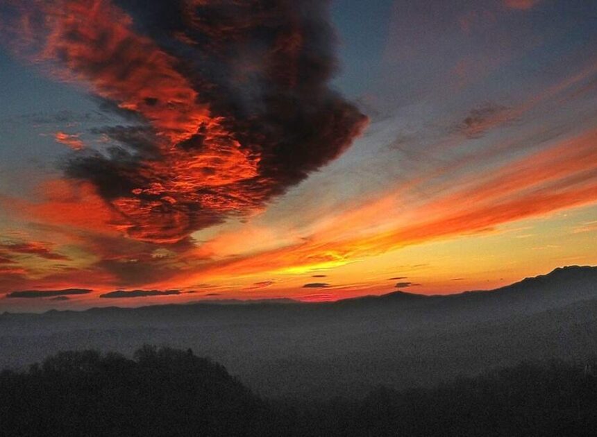 This NC destination is one of the nation’s trendiest for fall trips, Airbnb says