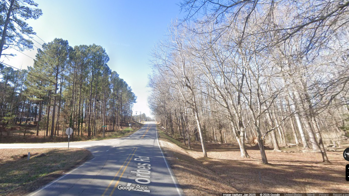 911 call leads to four people shot in Gaston County home, NC police say