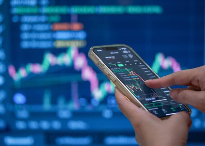 Louis Navellier is buying 3 headline-making stocks, including Google